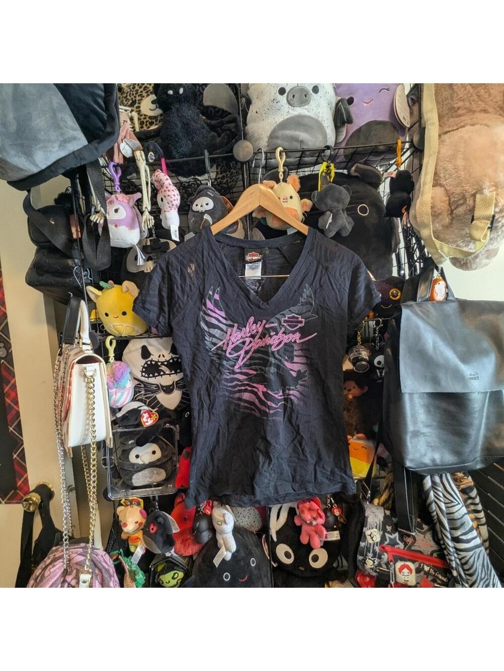 Harley Davidson Pink Eagle Graphic V-Neck T-Shirt